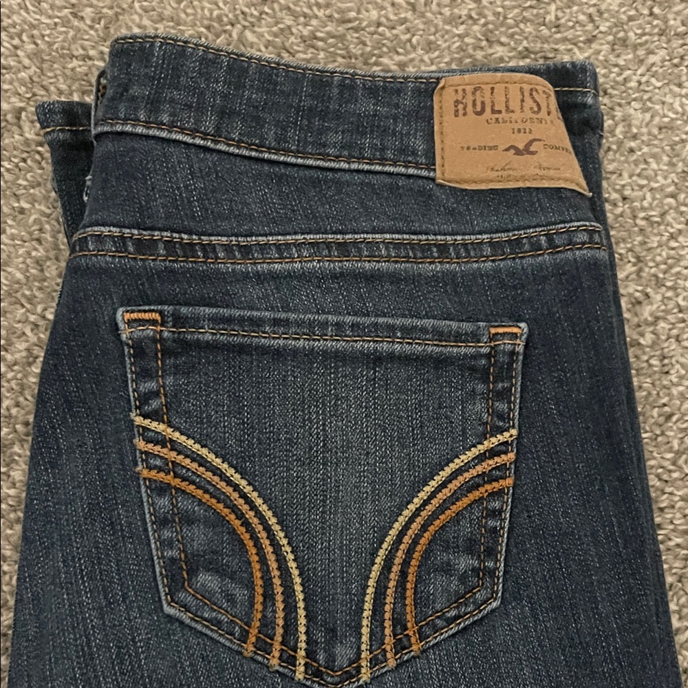 Hollister Women's Dark Wash Jeans
